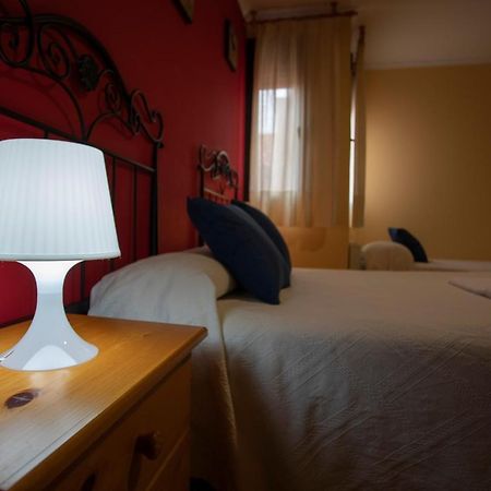 Alojamiento Turistico "El Torreon" Guest House Fresneda de la Sierra Luaran gambar