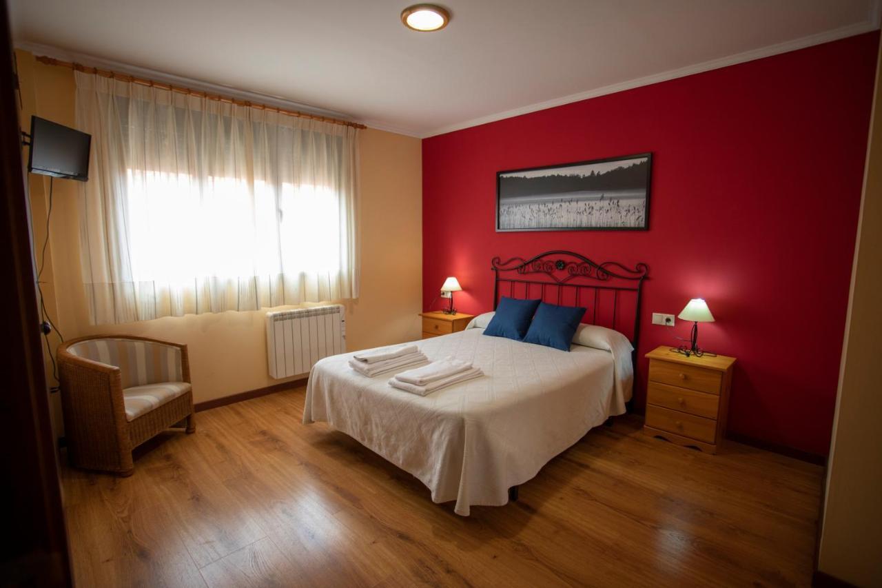 Alojamiento Turistico "El Torreon" Guest House Fresneda de la Sierra Luaran gambar